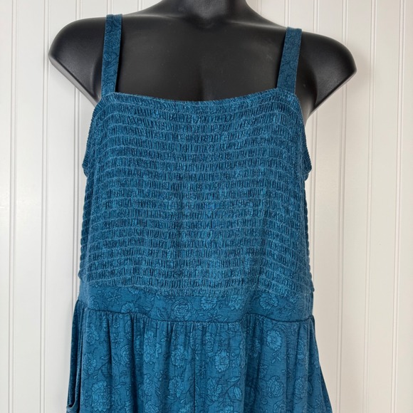 Torrid Smocked Tube Romper Legion Blue Floral Plus Size 1X 14-16 NWT 43625951 - Picture 3 of 15